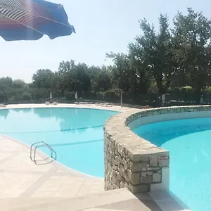  Apartment The Flowers - With Private Garden In With Pool