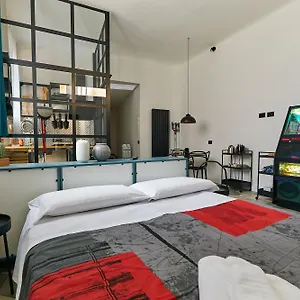 https://loft-with-free-bikes-and-a-jukebox-in-rome-city-centre.it-romehotels.com