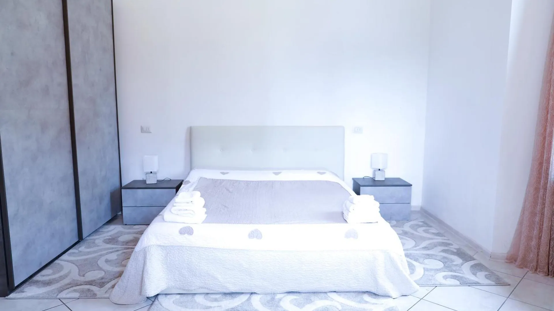 Wisteriaroom Como